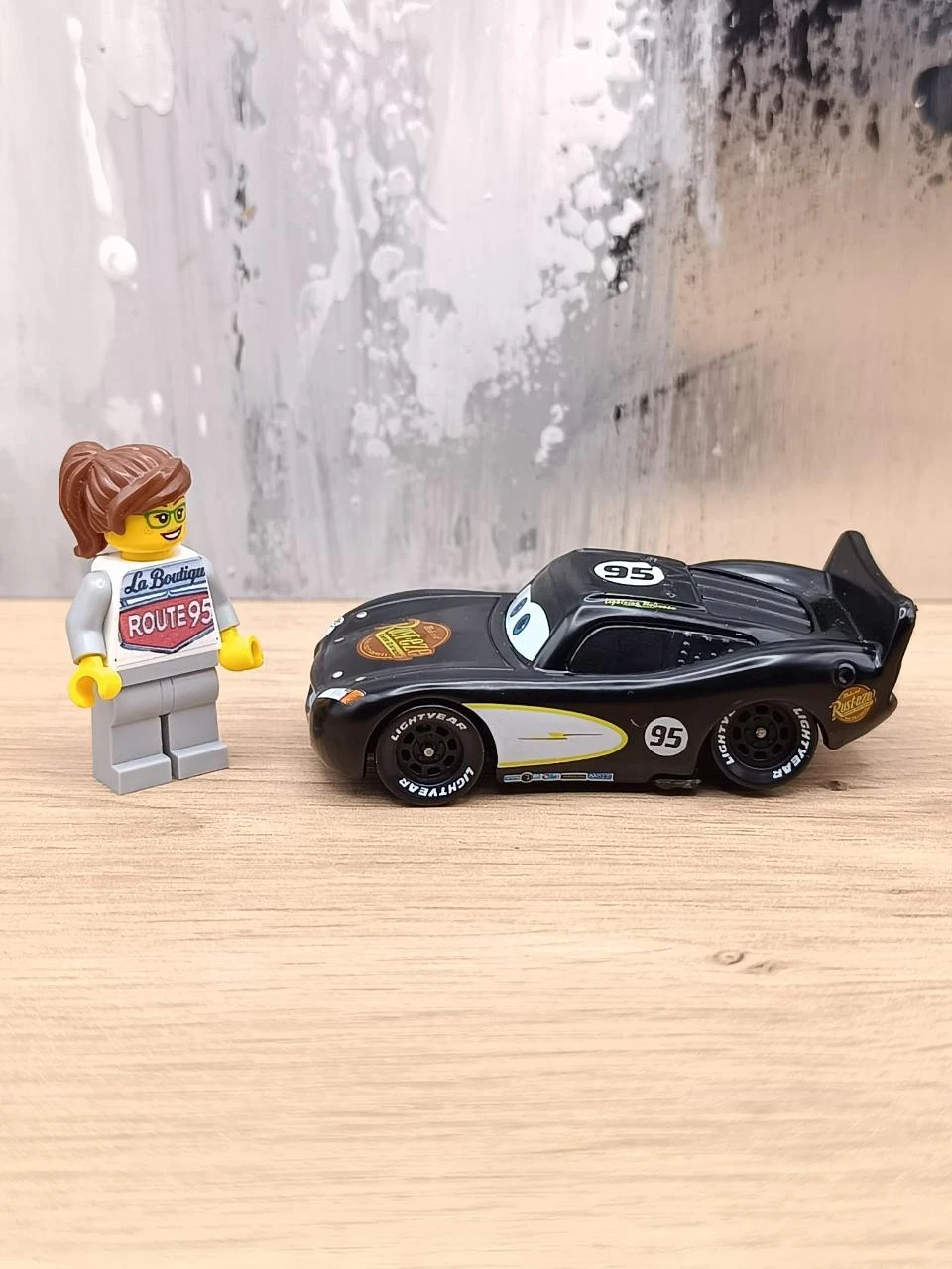 Voiture Cars Flash McQueen - Jouet neuf (CAS08) – photo 5